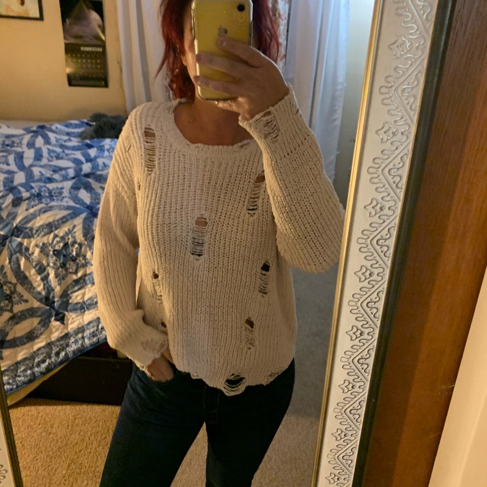 Cream destructive sweater